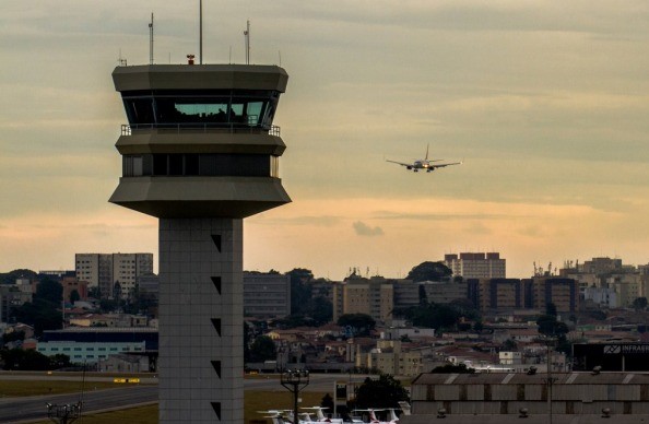 Remodelação de rotas de aviões: nossa região continuará no meio do caminho?
